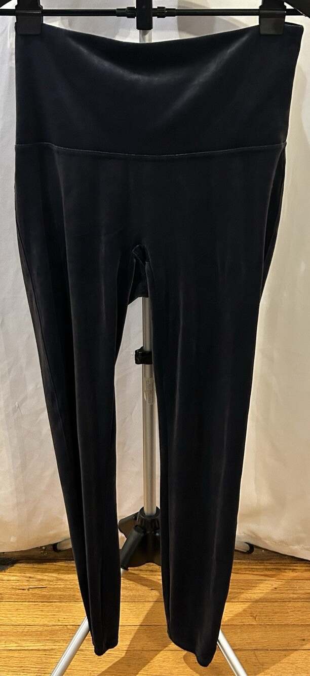 Spanx Dark Gray Velvet Leggings size XL